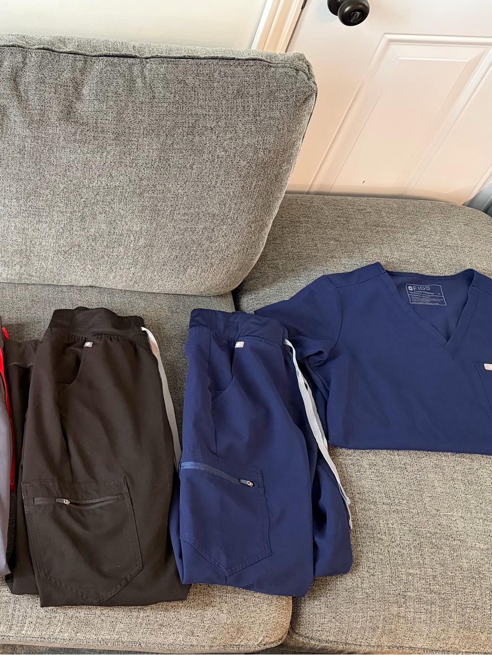 Figs Lot- Includes 5 pairs of Zamora Joggers and 1 Catarina Scrub Top